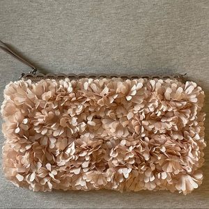 New Stella & Dot blush color peony clutch with nude back and print fabric lining